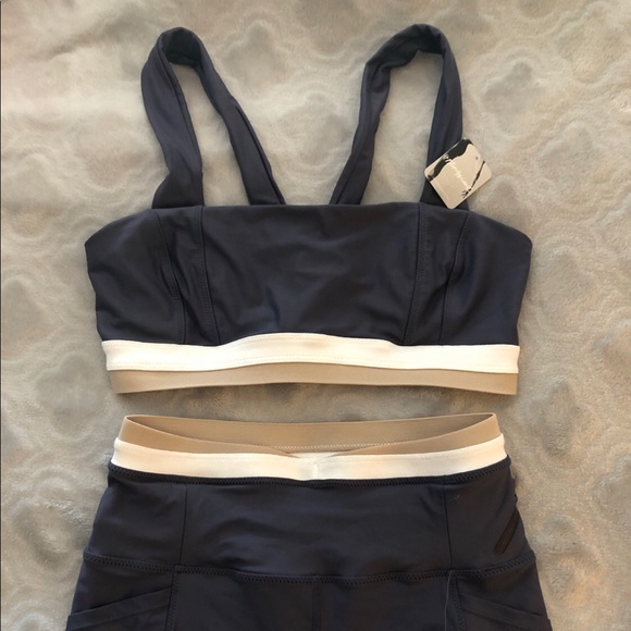 NWT Free People White Water Hybrid sports bra - Picture 5 of 5